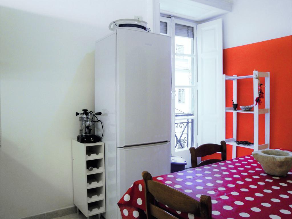 Garibaldi Holiday House Naples Luaran gambar